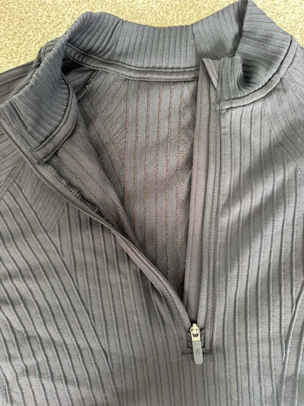 Lululemon Rest Less Cropped Half Zip - Picture 5 of 6